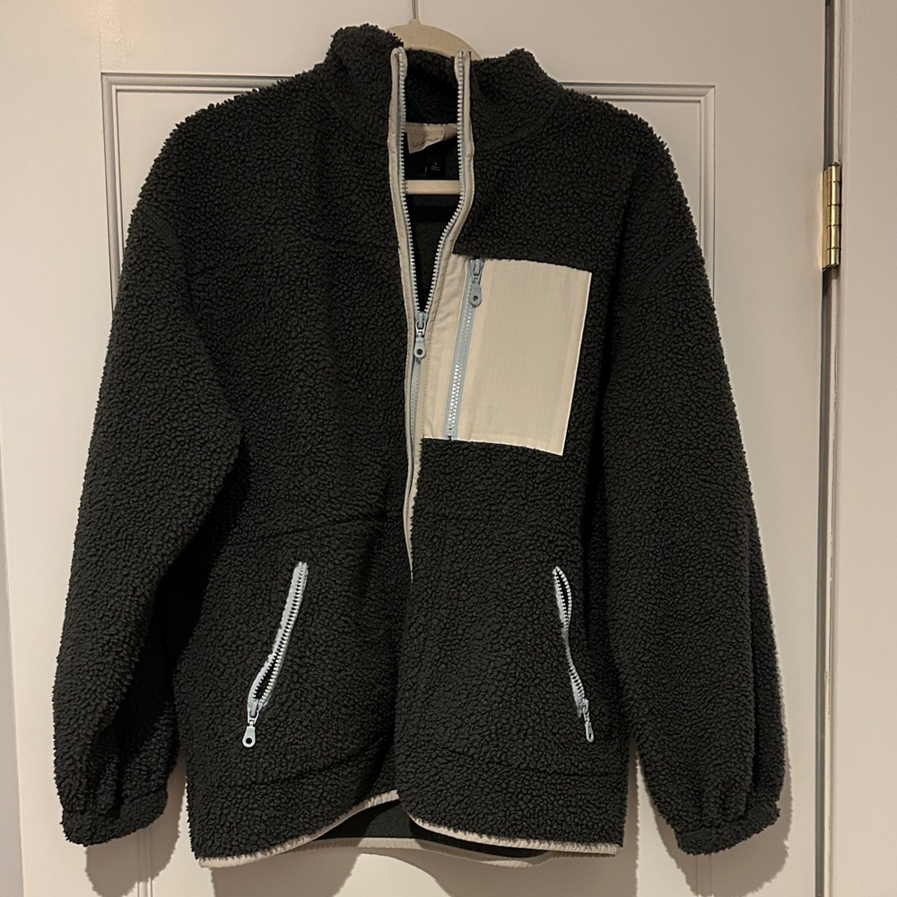Universal Thread Sherpa Gray Jacket with White and light blue Accents